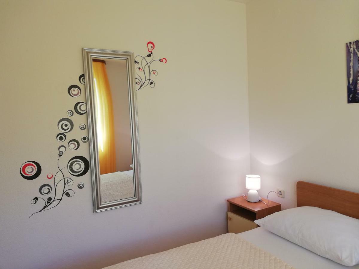 Apartmani Marija Primošten Kültér fotó