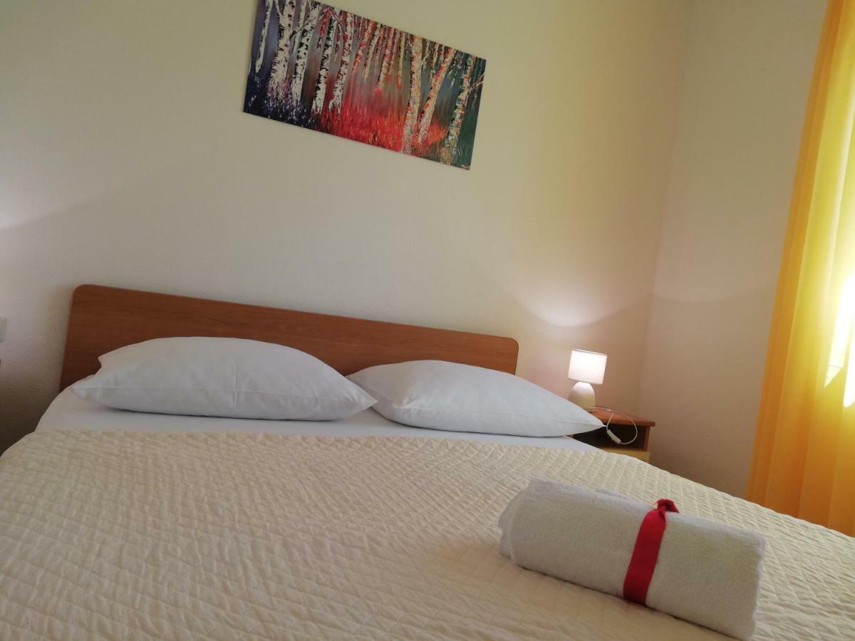 Apartmani Marija Primošten Kültér fotó